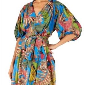 NWT Farm Rio Totally Tuiuiu Maxi Dress
100% Cotton
OG $245